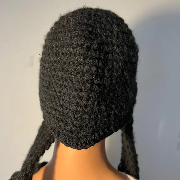Knit handmade Hat Freeform Helmet style Hat  display picture 3
